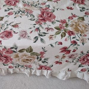 New 🎀 Rustic cottage country roses floral ruffled edge bedspread